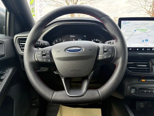 Ford Focus ST Line Wagon