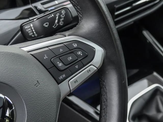 Volkswagen Golf 1.5 TSI Style Variant