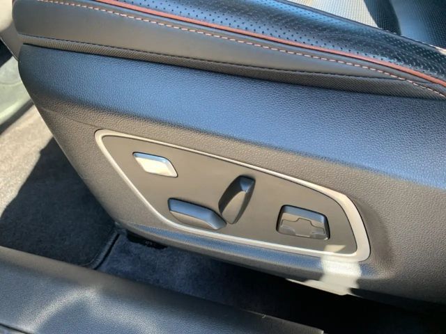 Renault Koleos Blue Initiale Paris