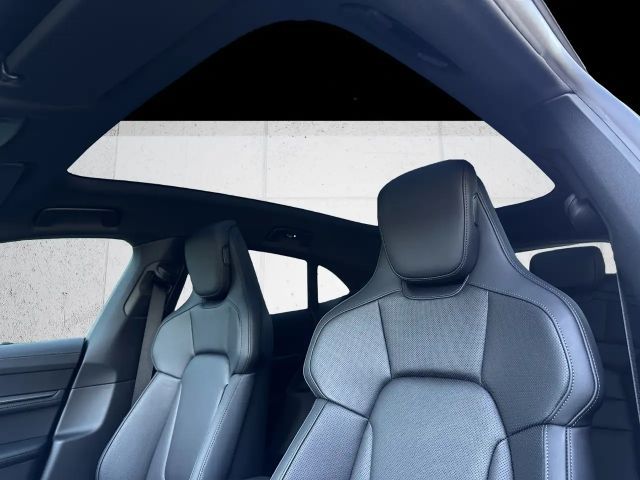 Porsche Taycan 4S Cross Turismo