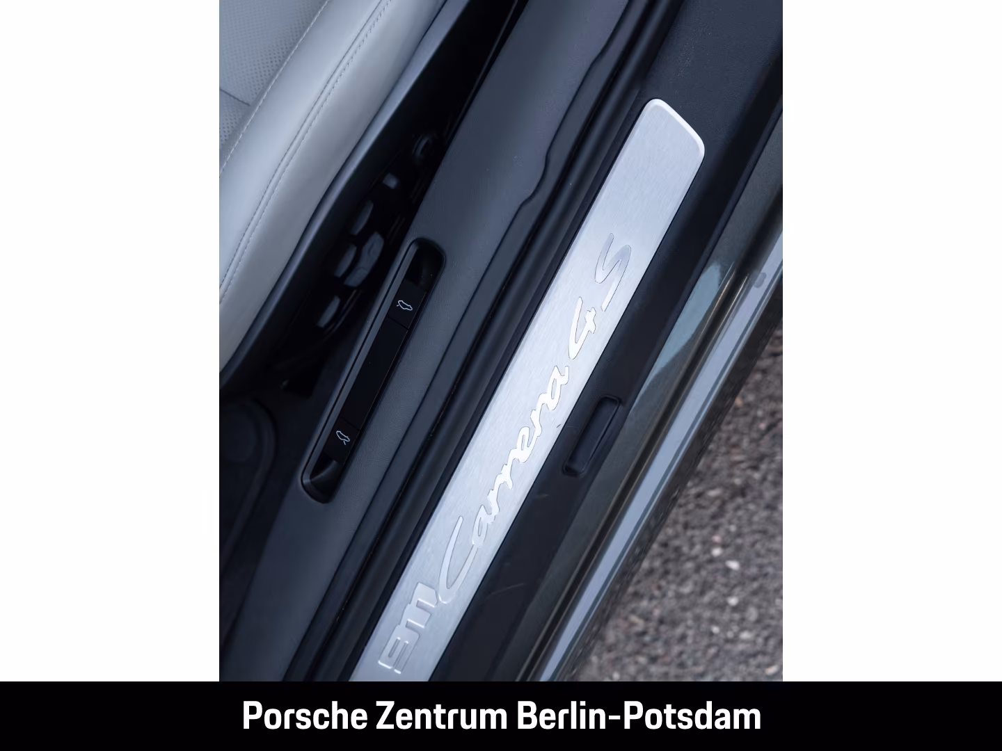 Porsche 911 4S 992 Carrera