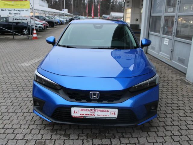 Honda Civic Advance e:HEV