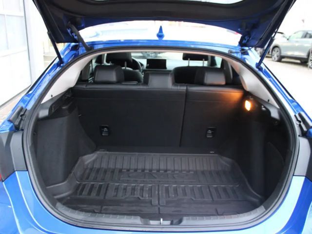 Honda Civic Advance e:HEV