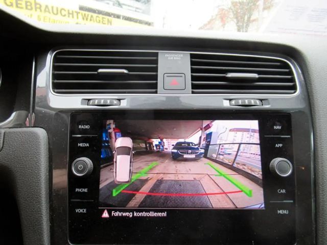 Volkswagen Golf 2.0 TDI DSG R-Line Variant