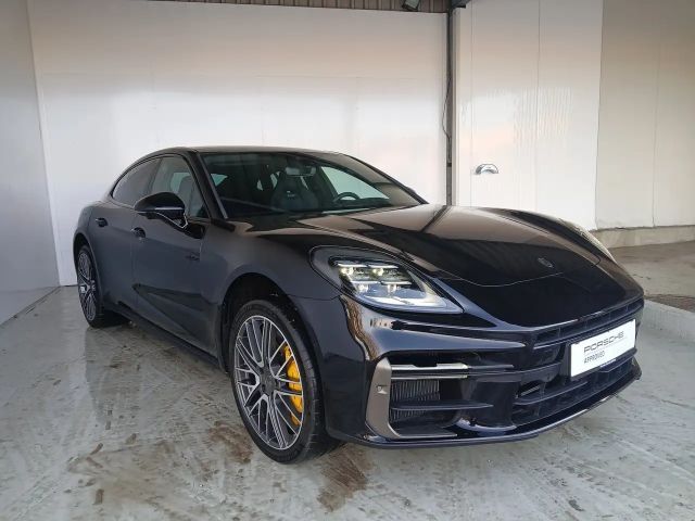 Porsche Panamera E-Hybrid Turbo