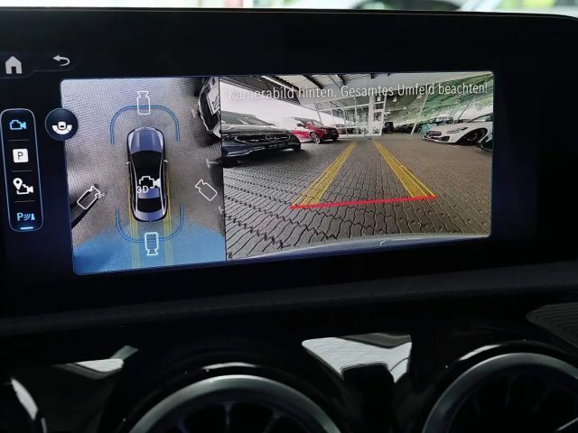 Mercedes-Benz CLA 180 AMG Line Coupé