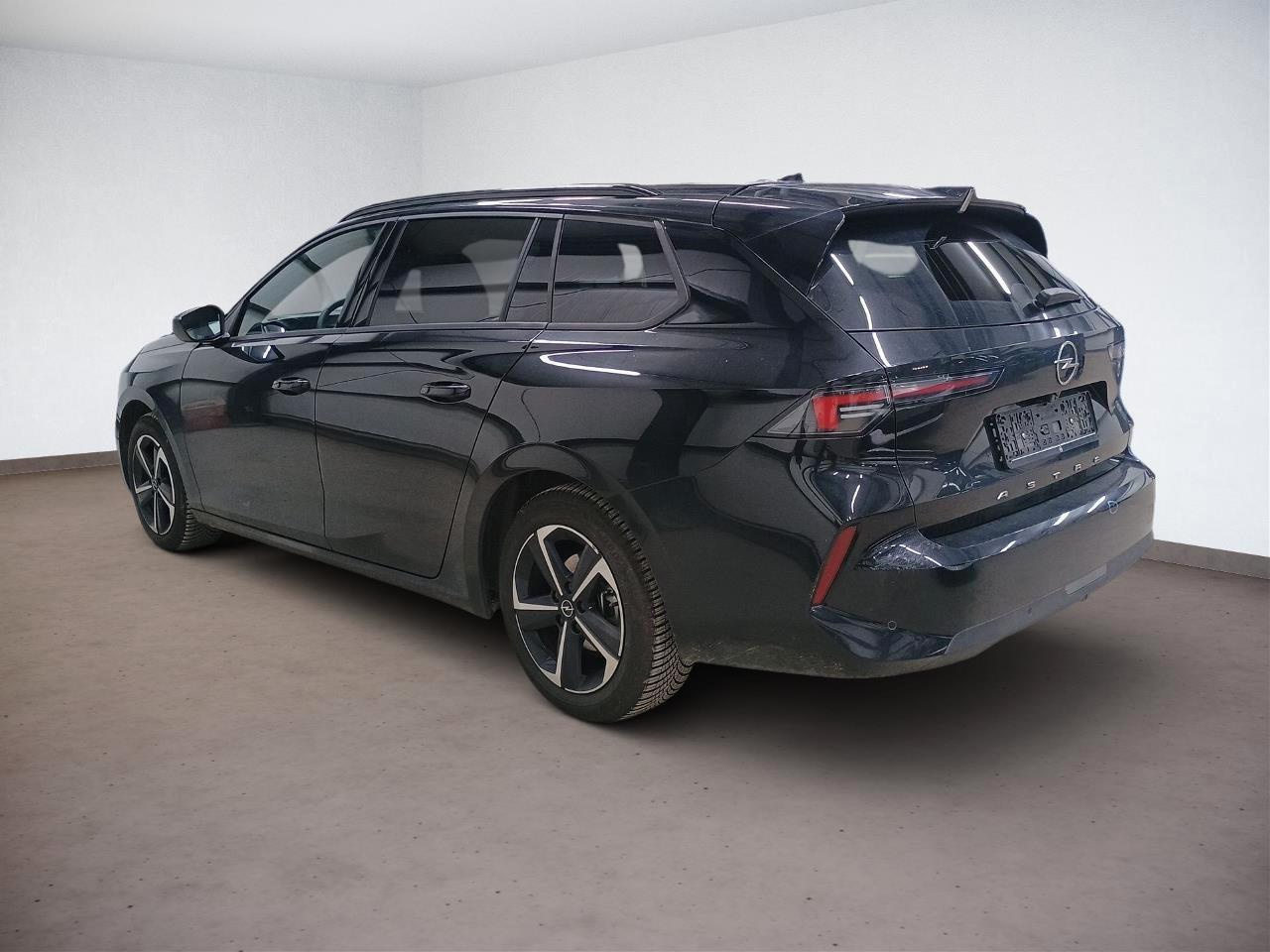 Opel Astra Edition Sports Tourer