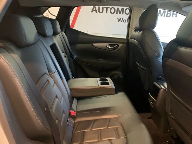 Nissan Qashqai Akari 1,3 Leder/Navi/SHZ/Pano/CarPlay