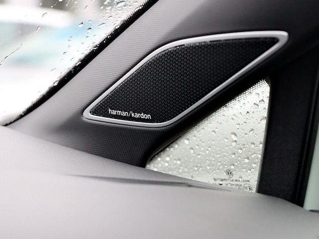 Volkswagen Golf 2.0 TSI DSG