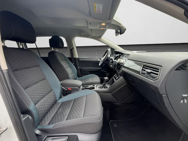 Volkswagen Touran 1.5 TSI IQ.Drive