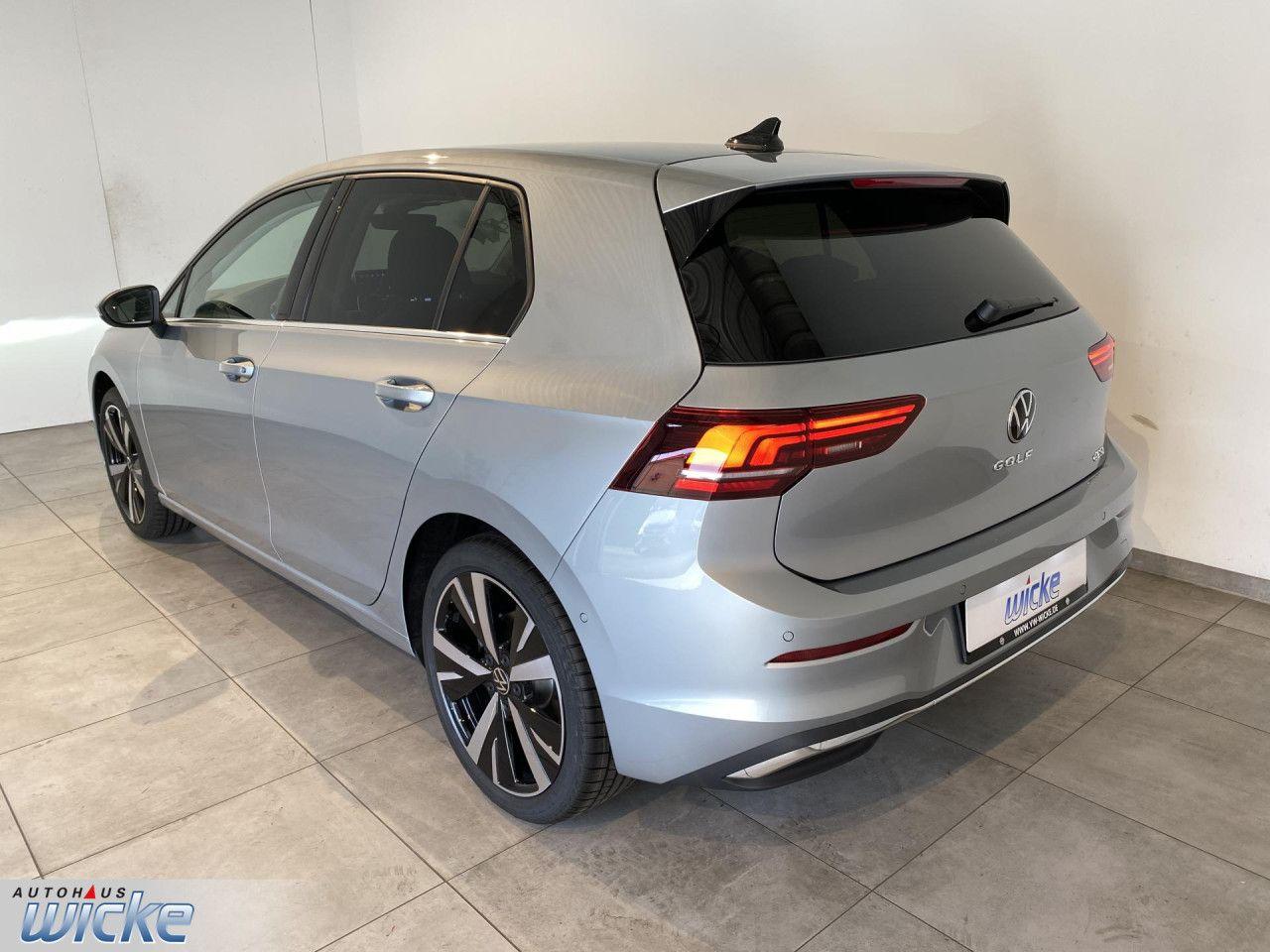 Volkswagen Golf 1.5 eTSI DSG Golf VIII Style