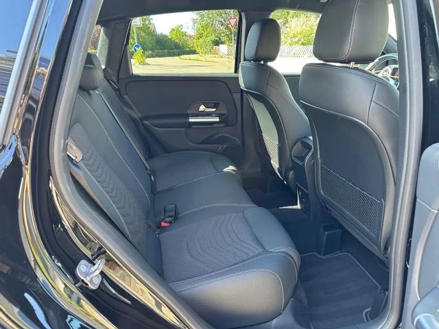 Mercedes-Benz B 200 Progressive