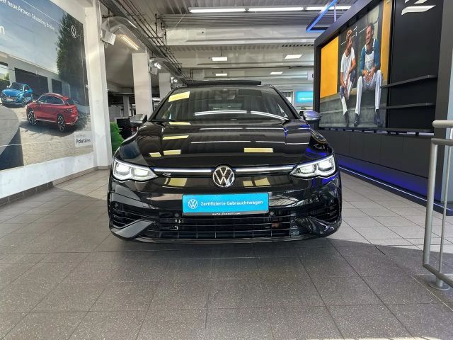Volkswagen Golf 2.0 TSI DSG