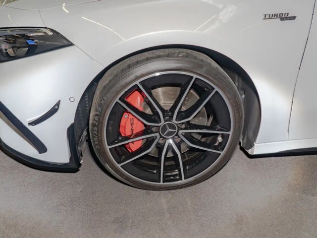 Mercedes-Benz A 35 AMG 4MATIC AMG Line