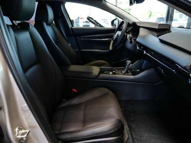 Mazda 3 SkyActiv Takumi