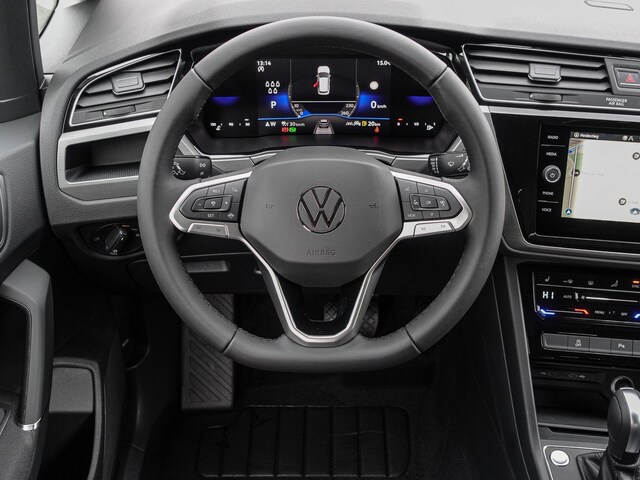 Volkswagen Touran 1.5 TSI DSG