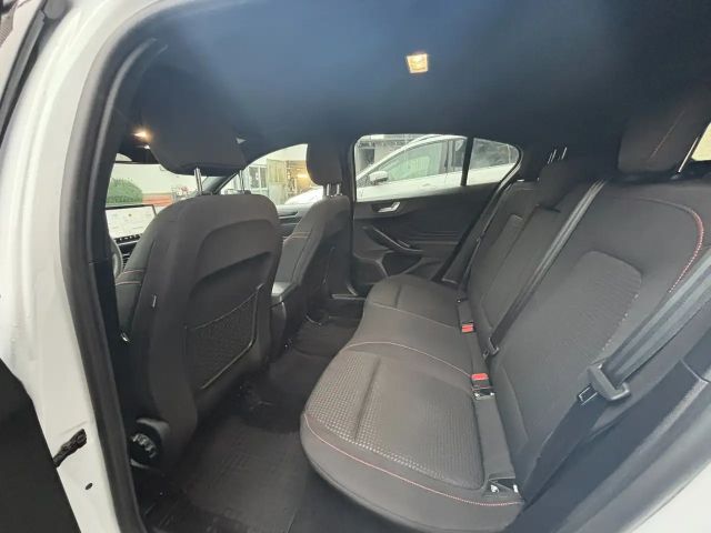 Ford Focus Limited ST Line