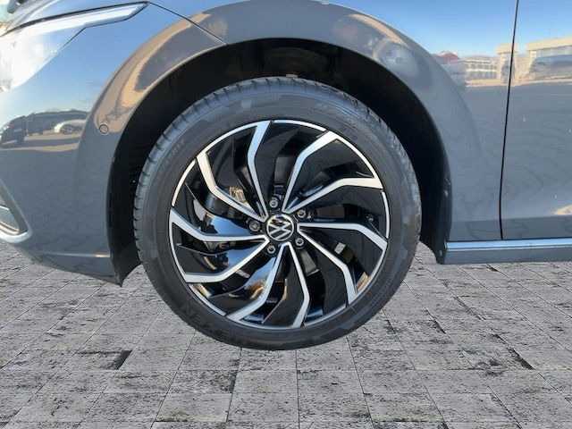 Volkswagen Golf 2.0 TDI Golf VIII Life Variant