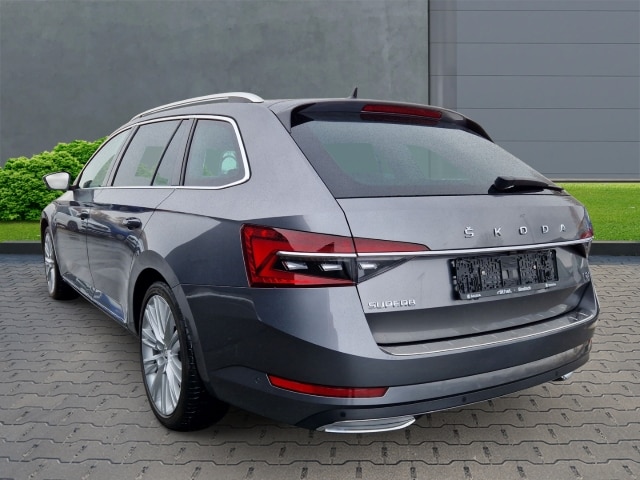 Skoda Superb Combi iV