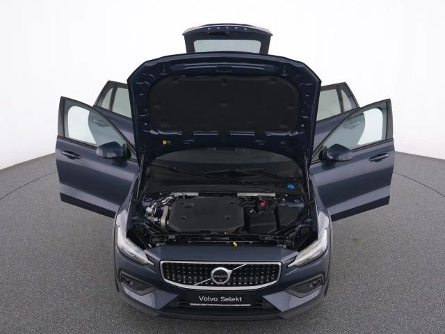 Volvo V60 Cross Country AWD Ultimate