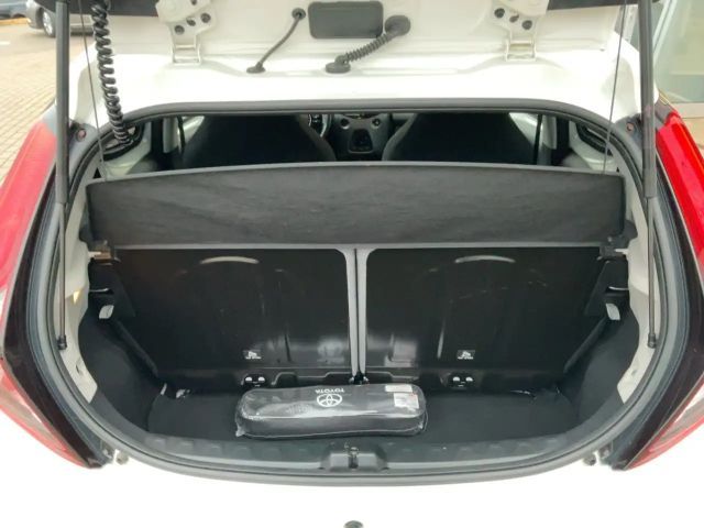 Toyota Aygo 1.0 VVT-i Hatchback X-sky