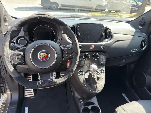 Abarth 695 T-Jet
