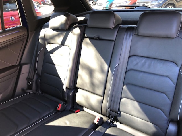 Volkswagen Tiguan Tiguan 2.0TDI R-Line 4M DSG Leder Navi LED AHK Standh.