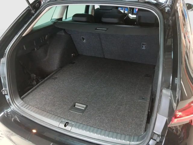 Skoda Octavia Essence TSI