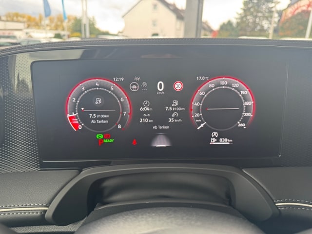 Volkswagen Passat 1.5 eTSI DSG Variant