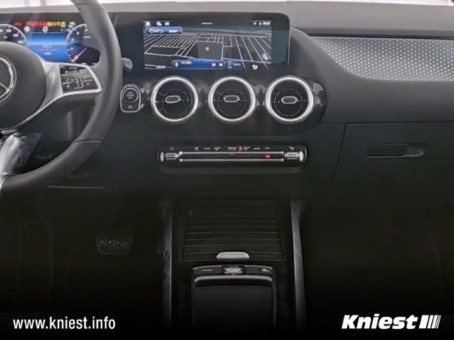 Mercedes-Benz GLA 180 Progressive