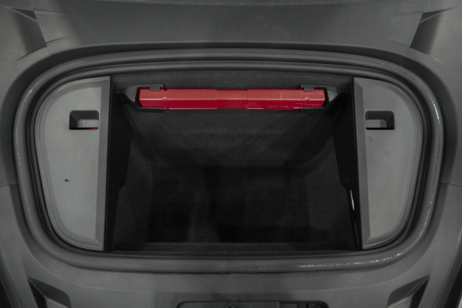 Porsche Taycan *SOUND-PACKAGE+*DAB+*360°*LED*LM"20"*