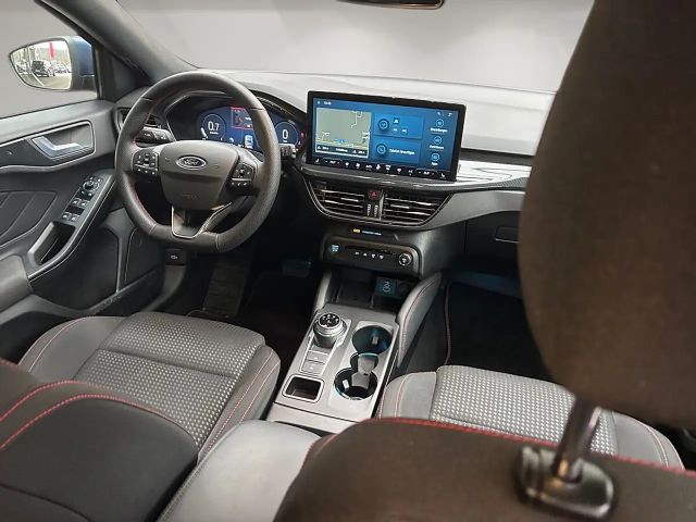 Ford Focus ST Line Wagon