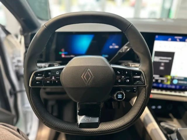 Renault Espace E-Tech Hybrid Iconic