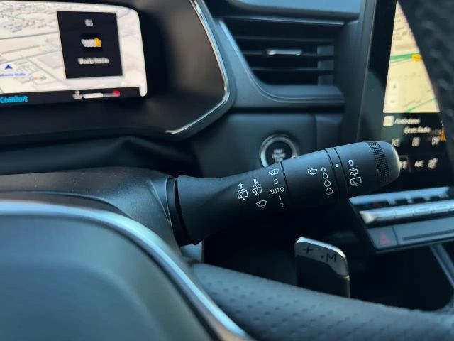 Renault Captur Hybrid Techno