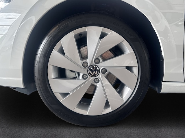 Volkswagen Golf 1.5 TSI Golf VIII Style