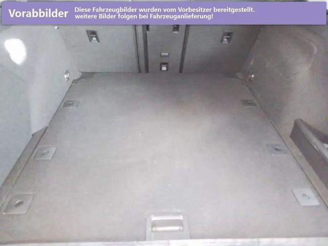 Volkswagen Passat 1.5 eTSI Business DSG Variant