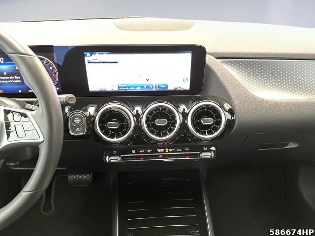 Mercedes-Benz B 180 Progressive