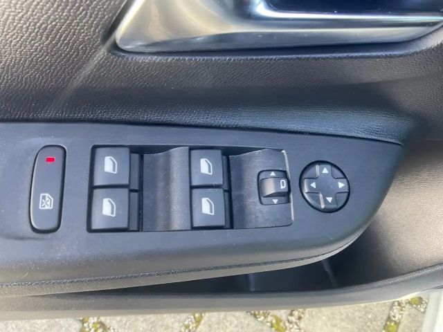 Opel Corsa F 1.2 LM+PDC+Facelift+SpurH