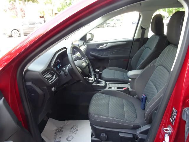 Ford Kuga Cool & Connect