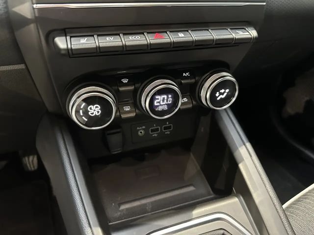 Renault Clio E-Tech Intens