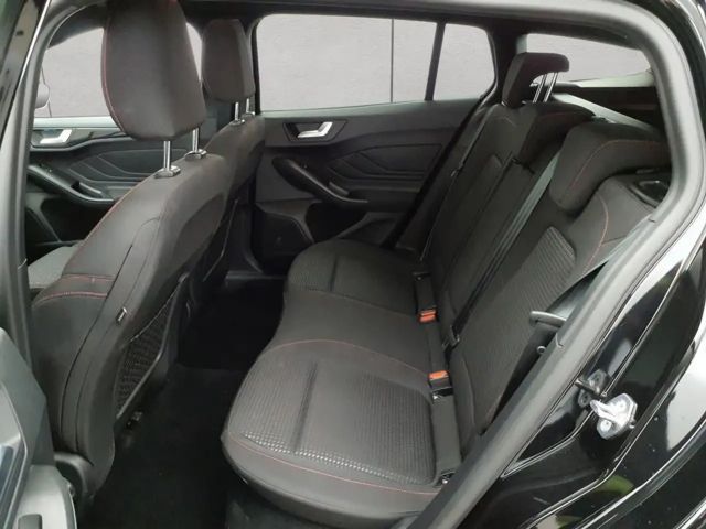 Ford Focus EcoBoost ST Line Wagon