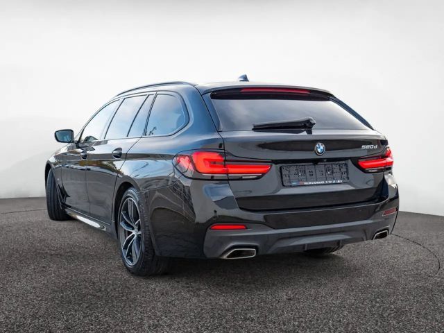 BMW 520 520d M-Sport Touring