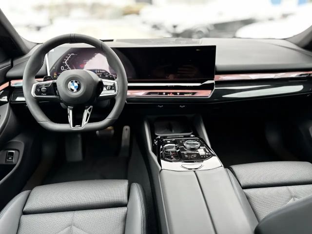 BMW 520 520i M-Sport Touring