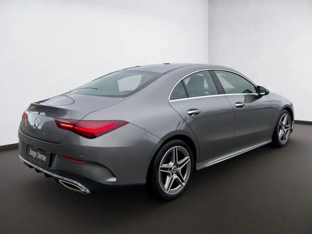 Mercedes-Benz CLA 200 AMG Line CLA 200 d Coupé