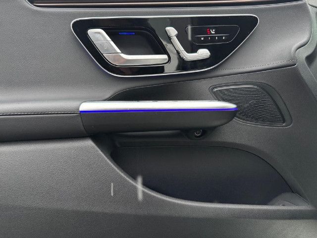 Mercedes-Benz EQE 350 Sedan