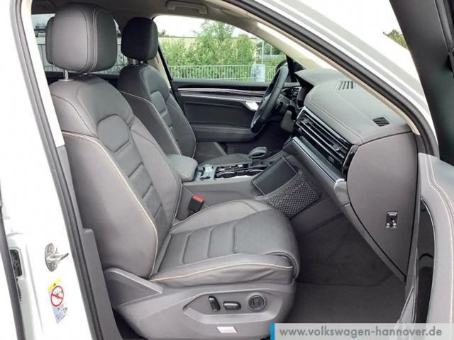 Volkswagen Touareg 4Motion R-Line