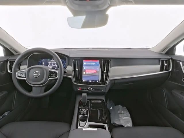 Volvo V90 Core T6