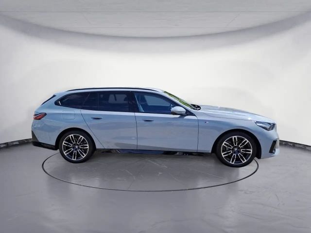 BMW 540 540d M-Sport Touring xDrive