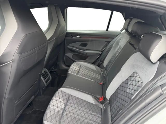 Volkswagen Golf 2.0 TDI DSG R-Line