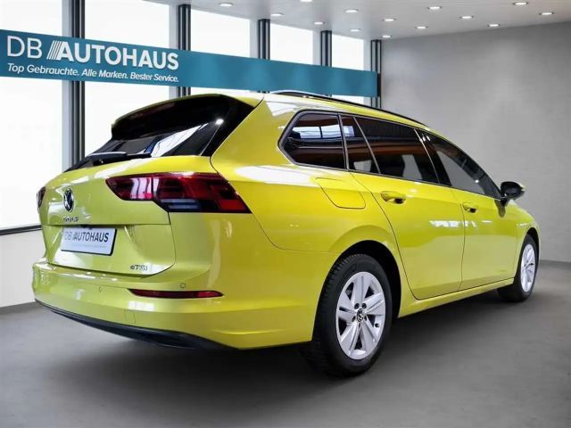 Volkswagen Golf 1.5 eTSI DSG Life